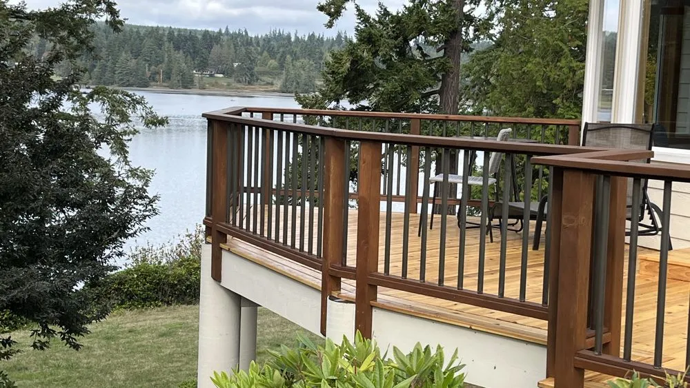 Local flat roof repair in Chimacum, WA - CM Nissen Construction