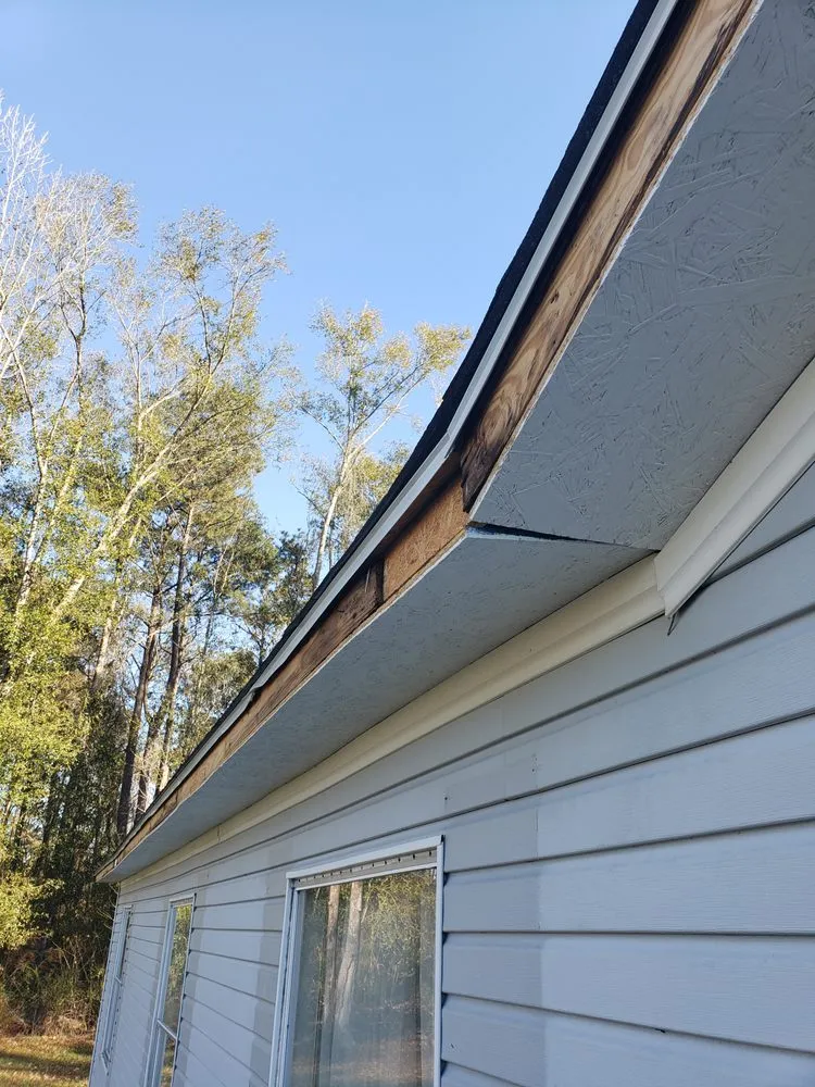 Slide of C&M Roofing and Renovations