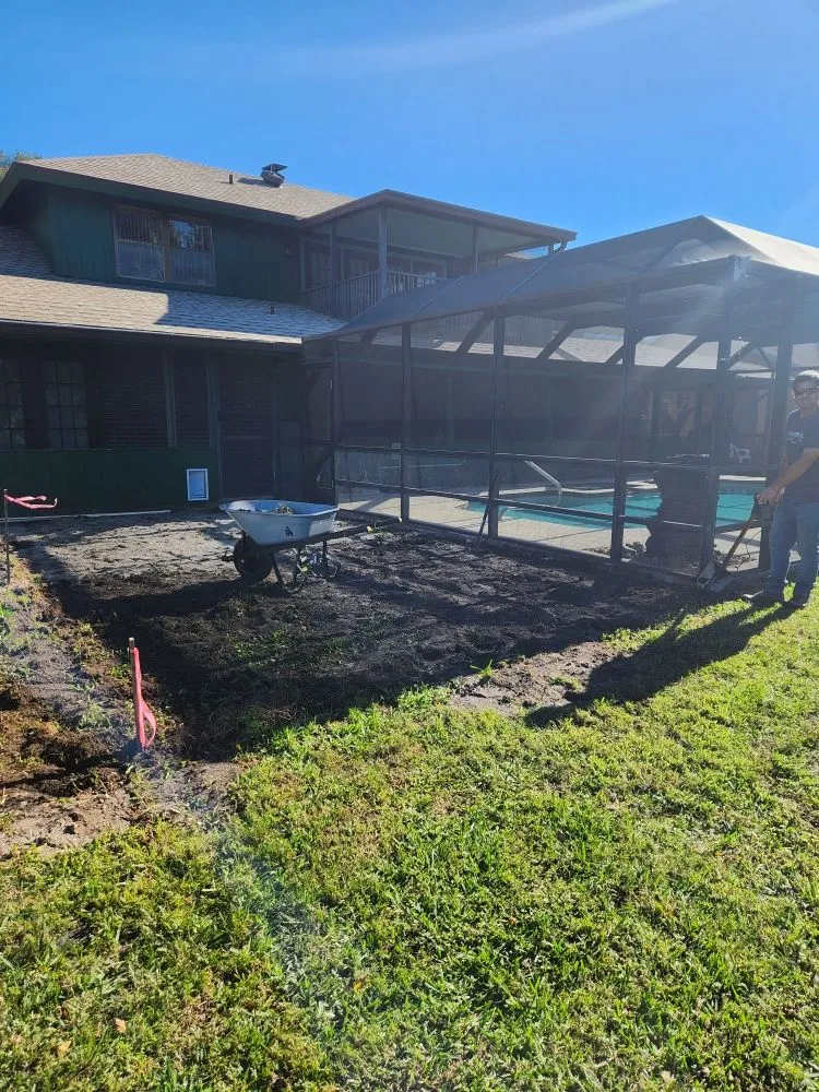 Slide of CM Roofing Florida