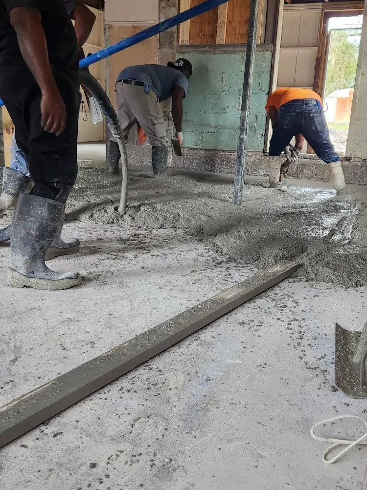 Slide of CM Roofing Florida