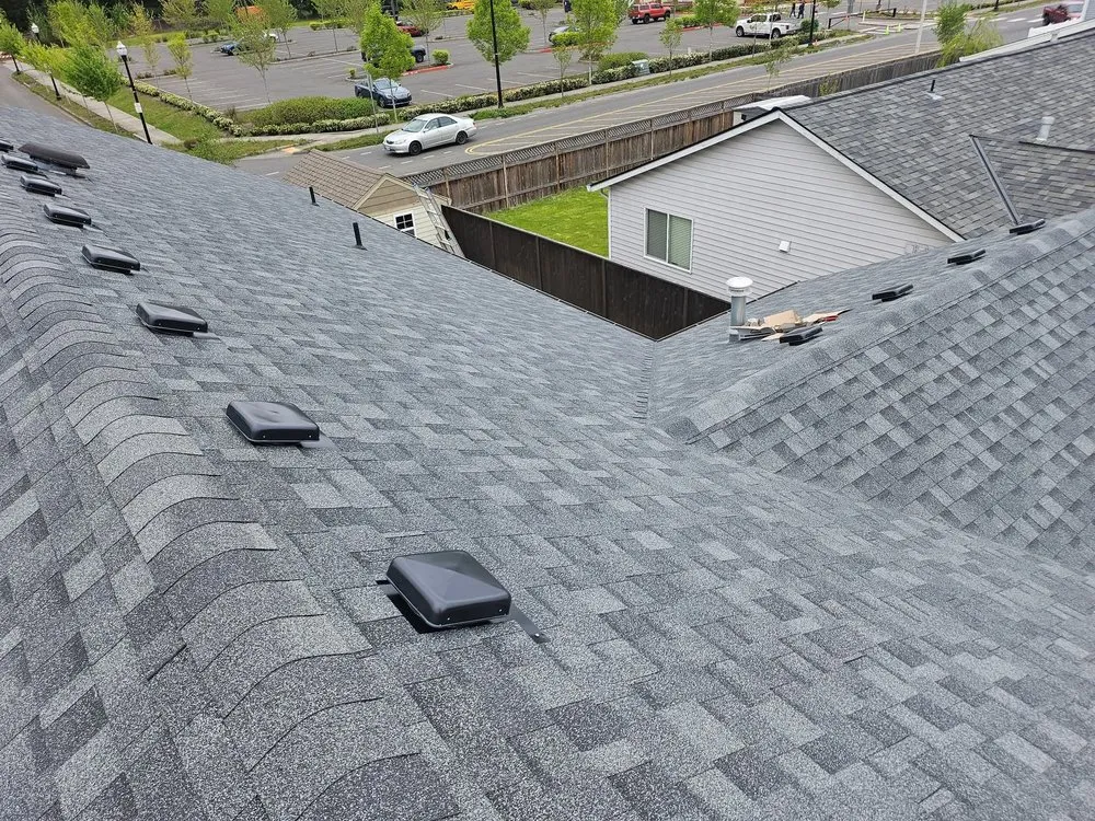 Slide of C&M Roofing