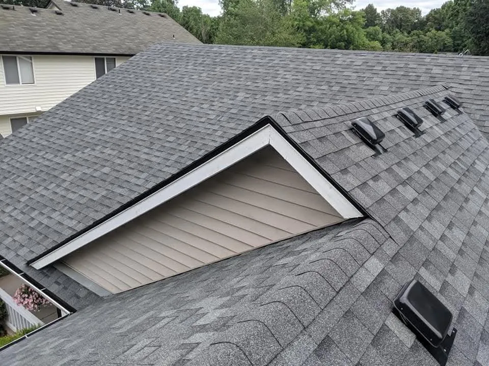 Slide of C&M Roofing