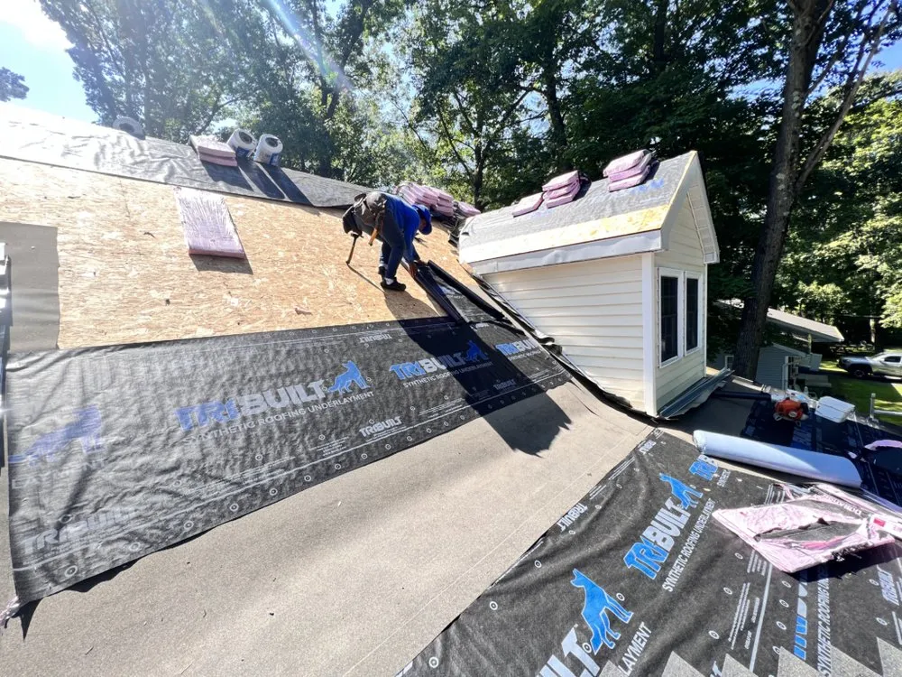 Slide of C&M Roofing