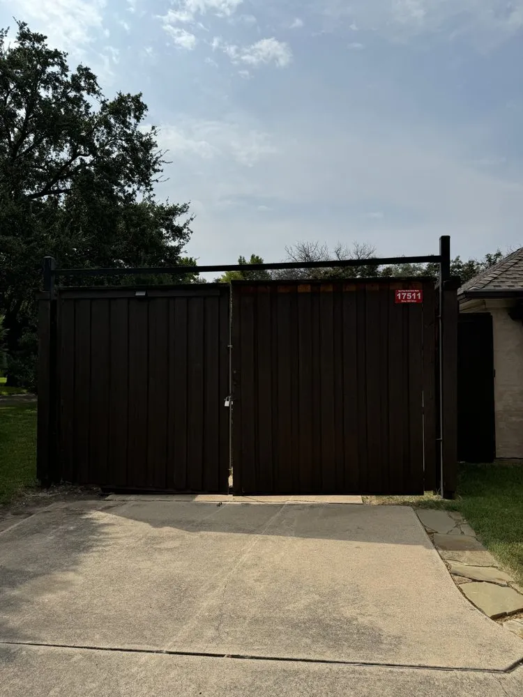 Slide of CMC Fence and Roof