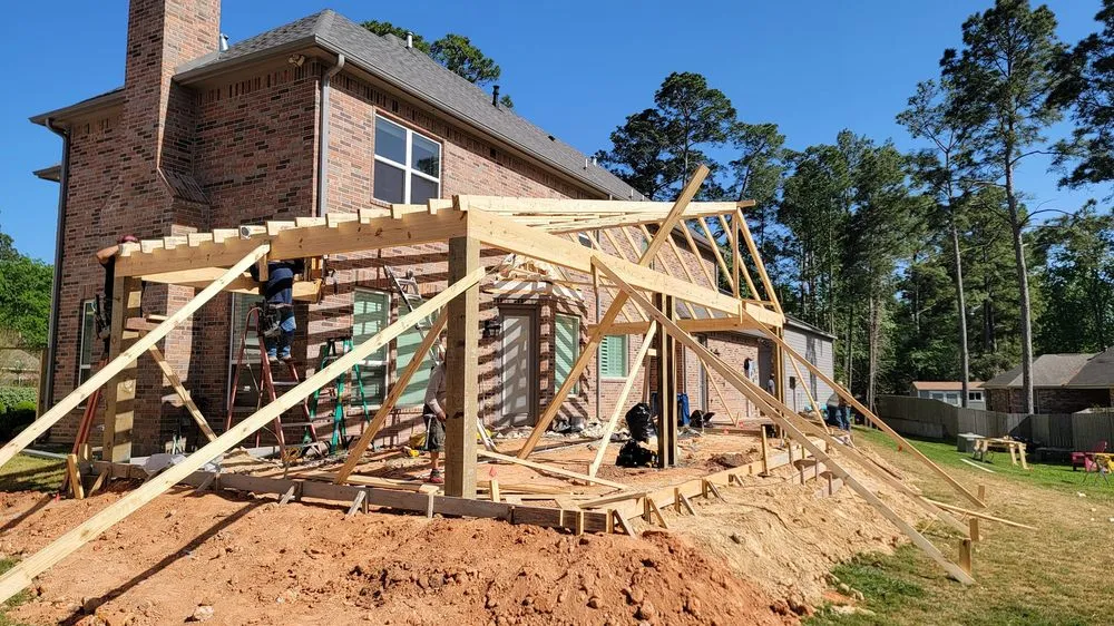 Slide of Cmon Construction