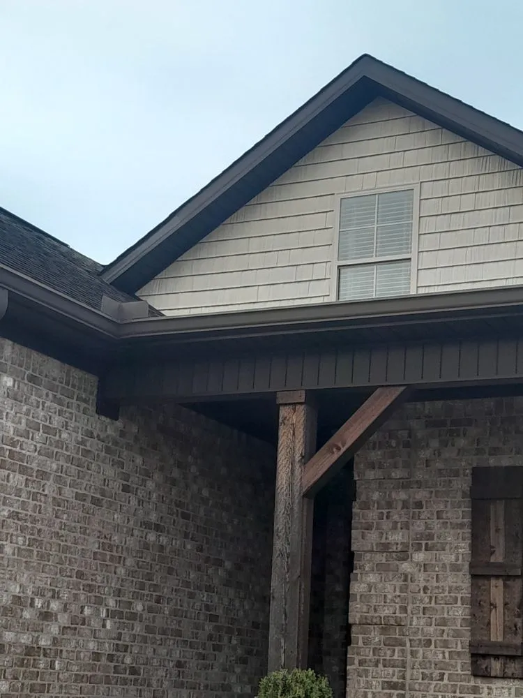 Expert shingle roofing service for homes in Coker, AL by Cmx construction