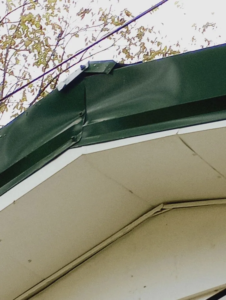 Slide of CNJS Roofing