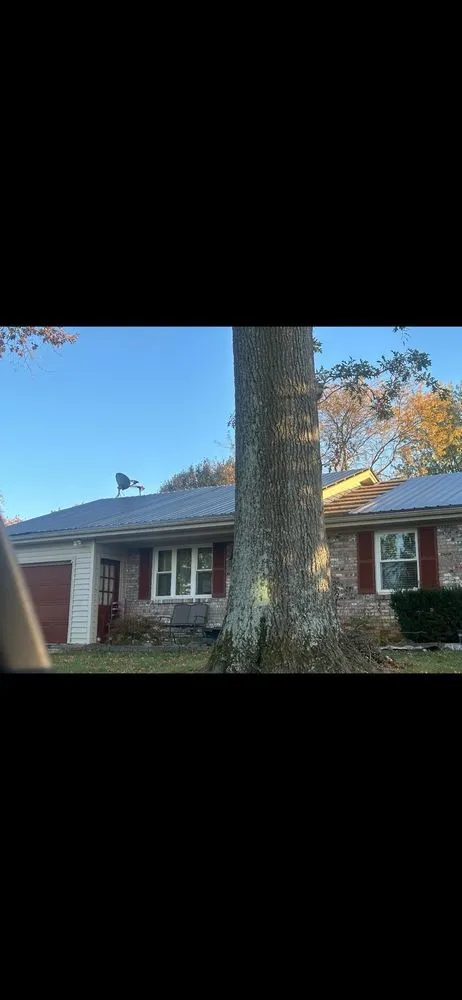 Slide of CNJS Roofing