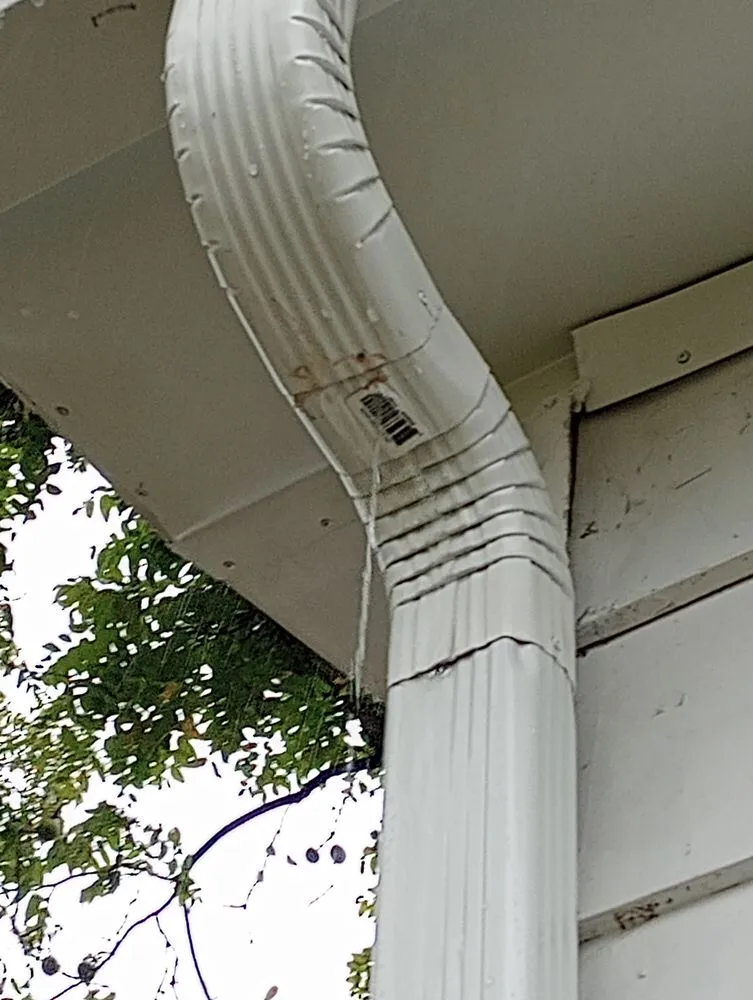 Slide of CNJS Roofing