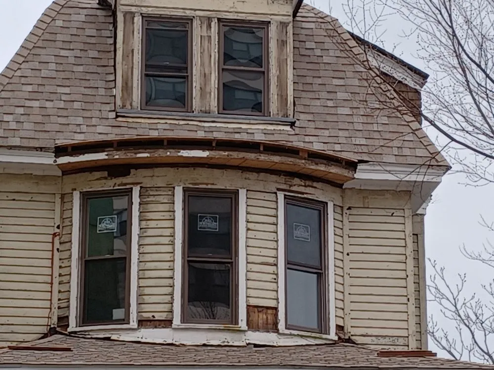 Slide of Coast Life Construction