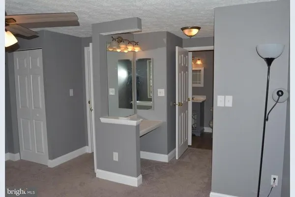 Coastal Contracting Group Logo