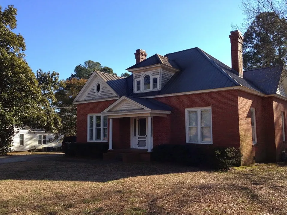 Slide of Coats Roofing