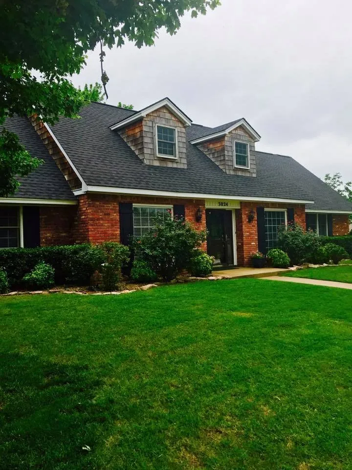 Slide of Cobb Roofing