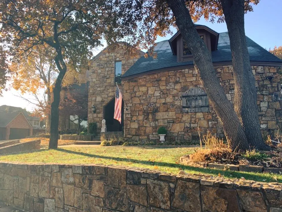 Slide of Cobb Roofing