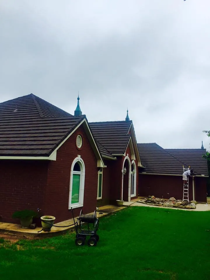 Slide of Cobb Roofing