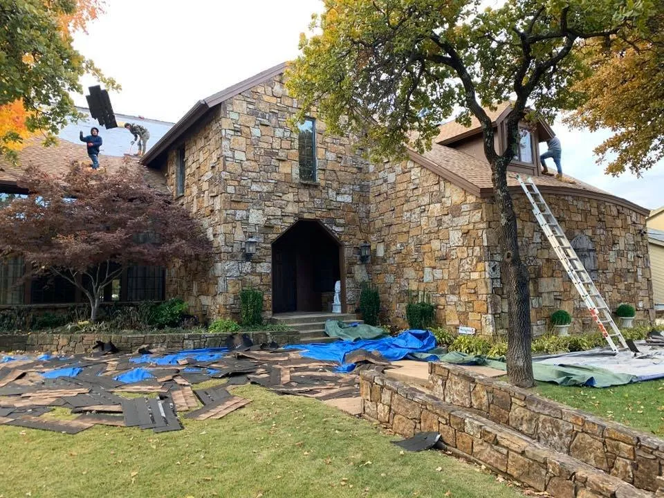 Slide of Cobb Roofing