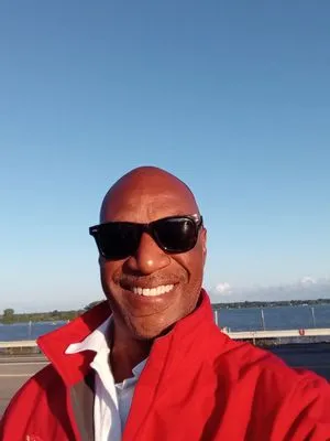 Coleman Express Logo