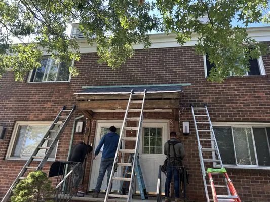 Colins General Construction Logo