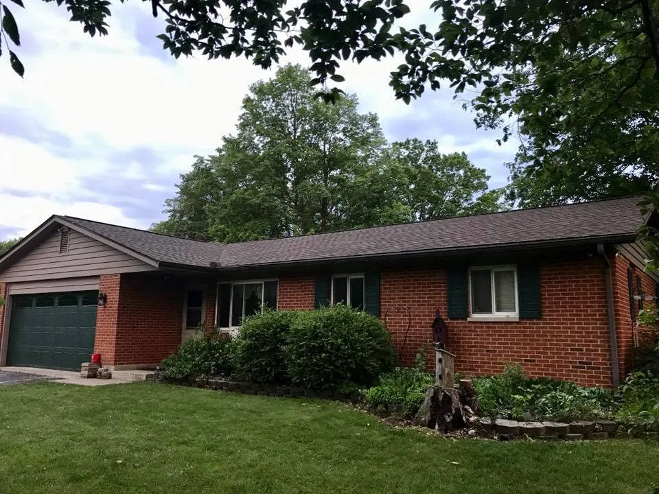 Slide of Collette Roofing