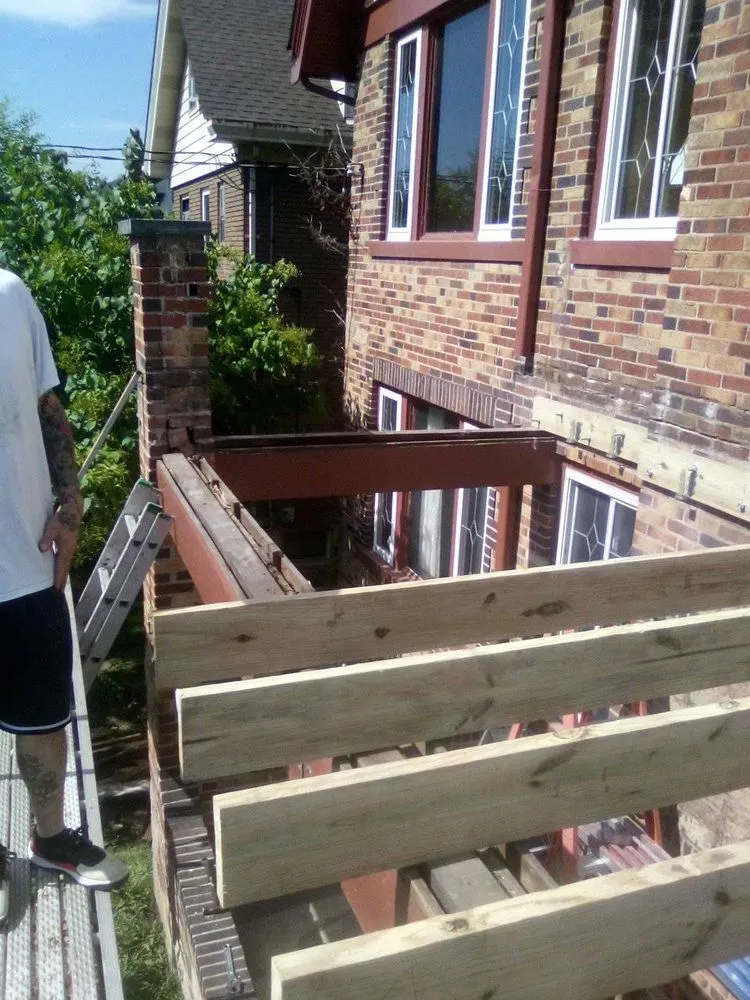 Slide of Collins Contracting