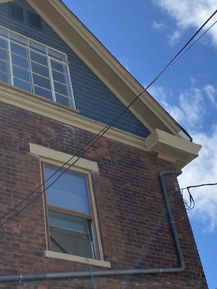 Slide of Collins Contracting