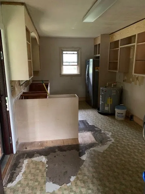 Slide of Collins Roofing