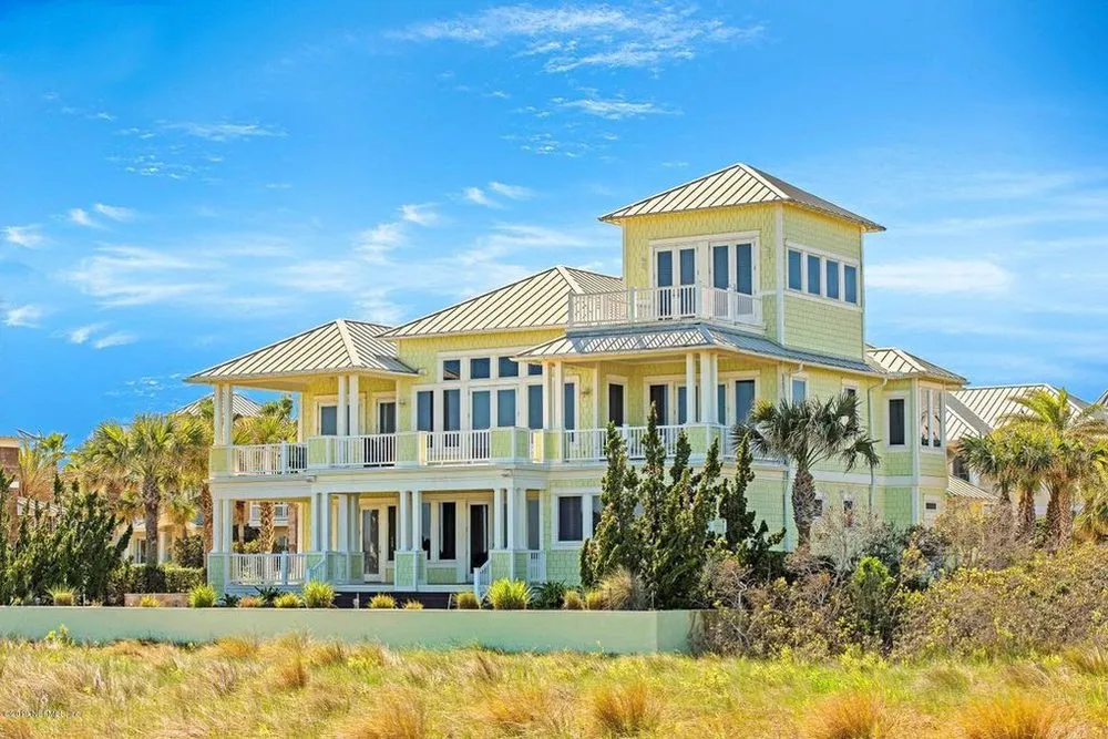 Slide of Collis Roofing