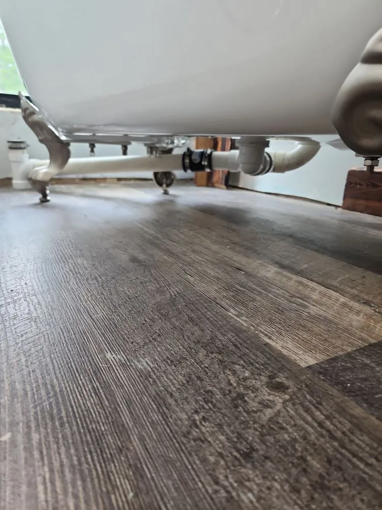 Slide of Colombo Services