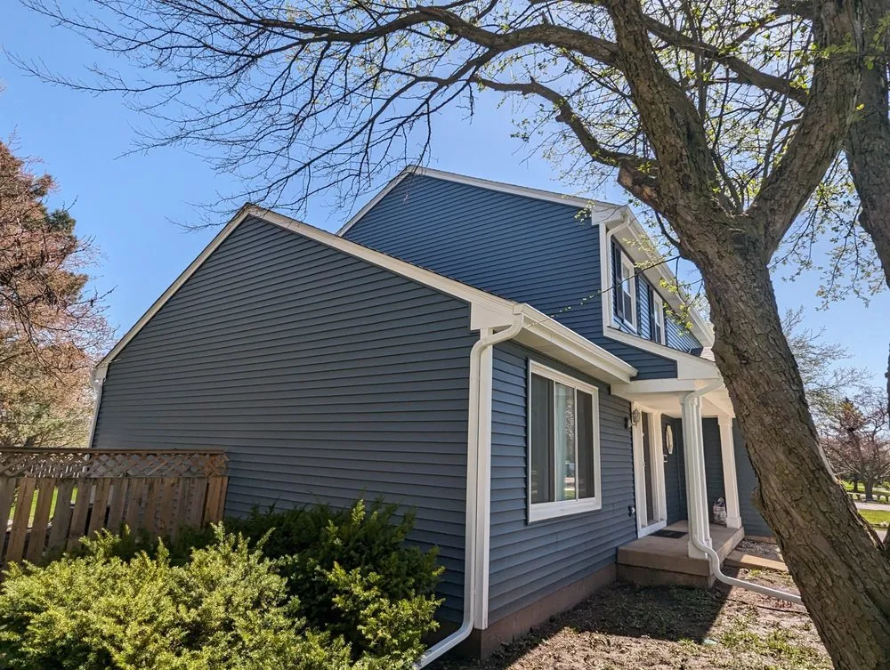 Slide of Colonial Remodeling & Construction