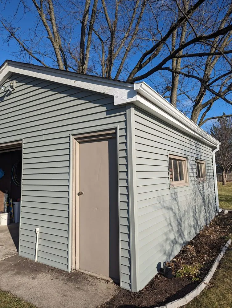Slide of Colonial Remodeling & Construction