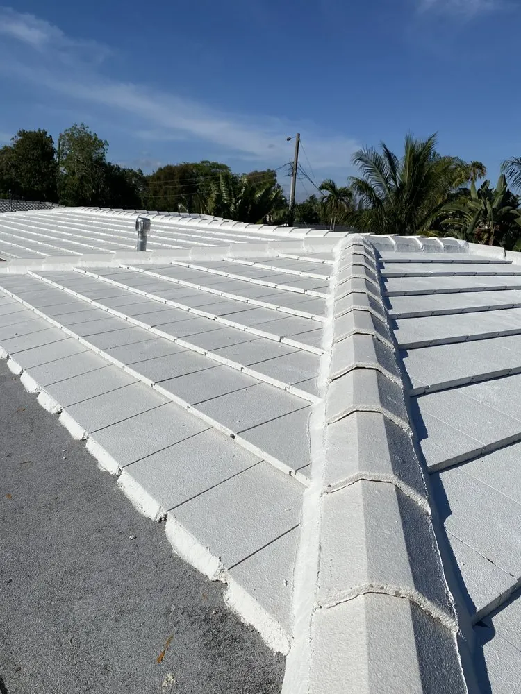 Slide of Colonial Roofer Services