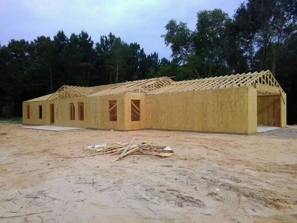 Slide of Colonial Roofing and Construction LLC