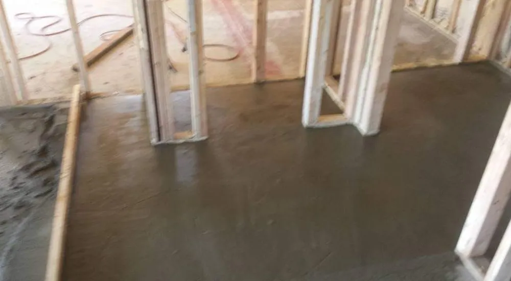 Slide of Colonial Roofing and Construction LLC