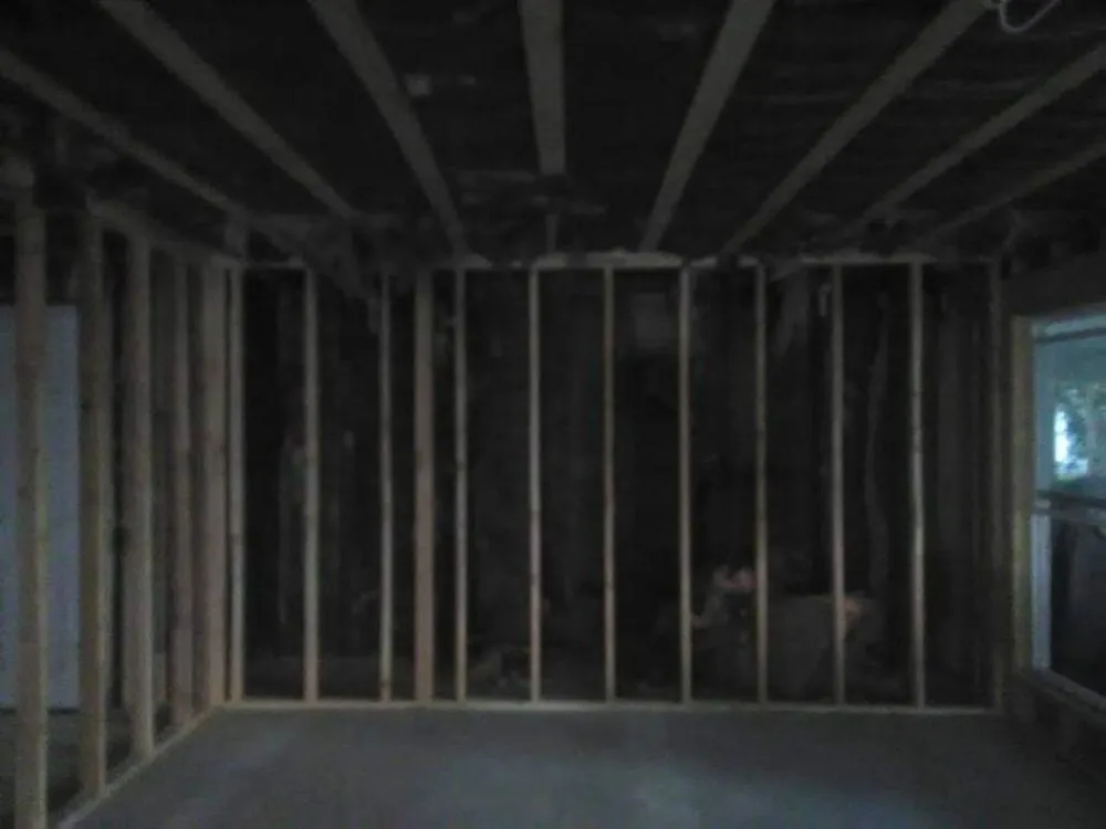 Slide of Colonial Roofing and Construction LLC