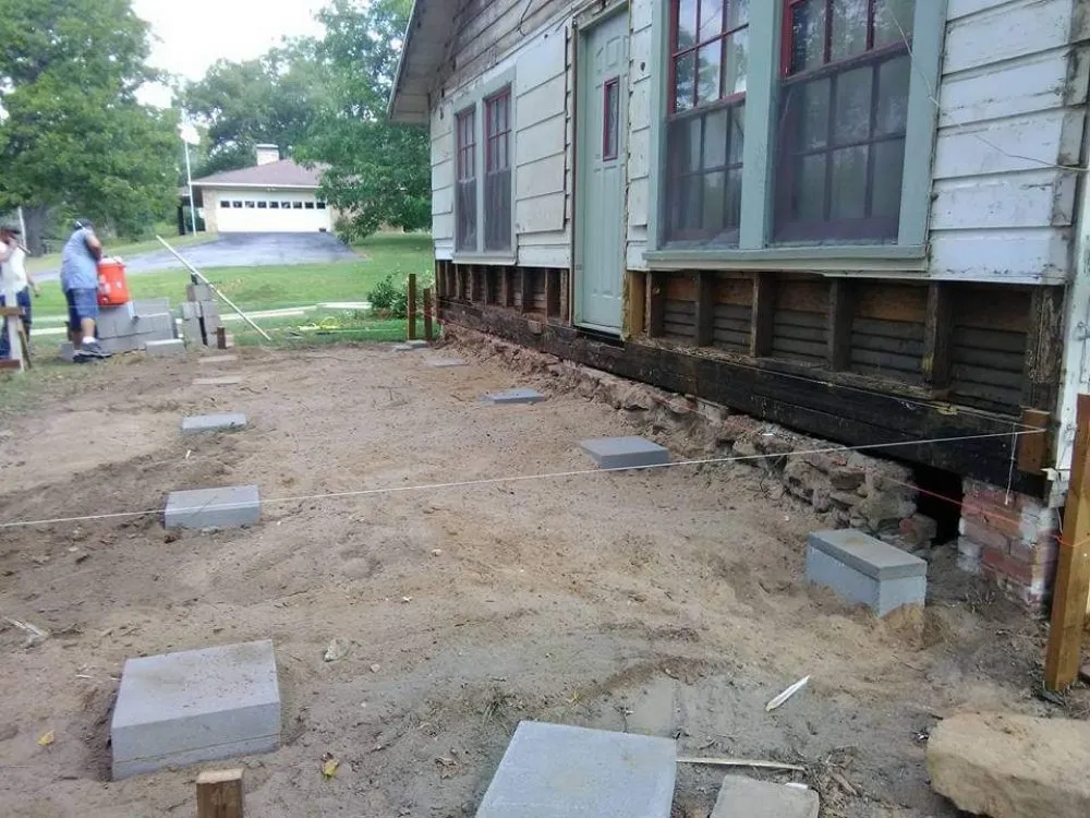 Slide of Colonial Roofing and Construction LLC