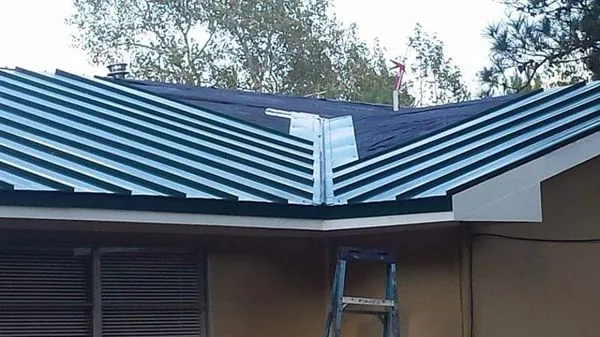 Colonial Roofing and Construction LLC