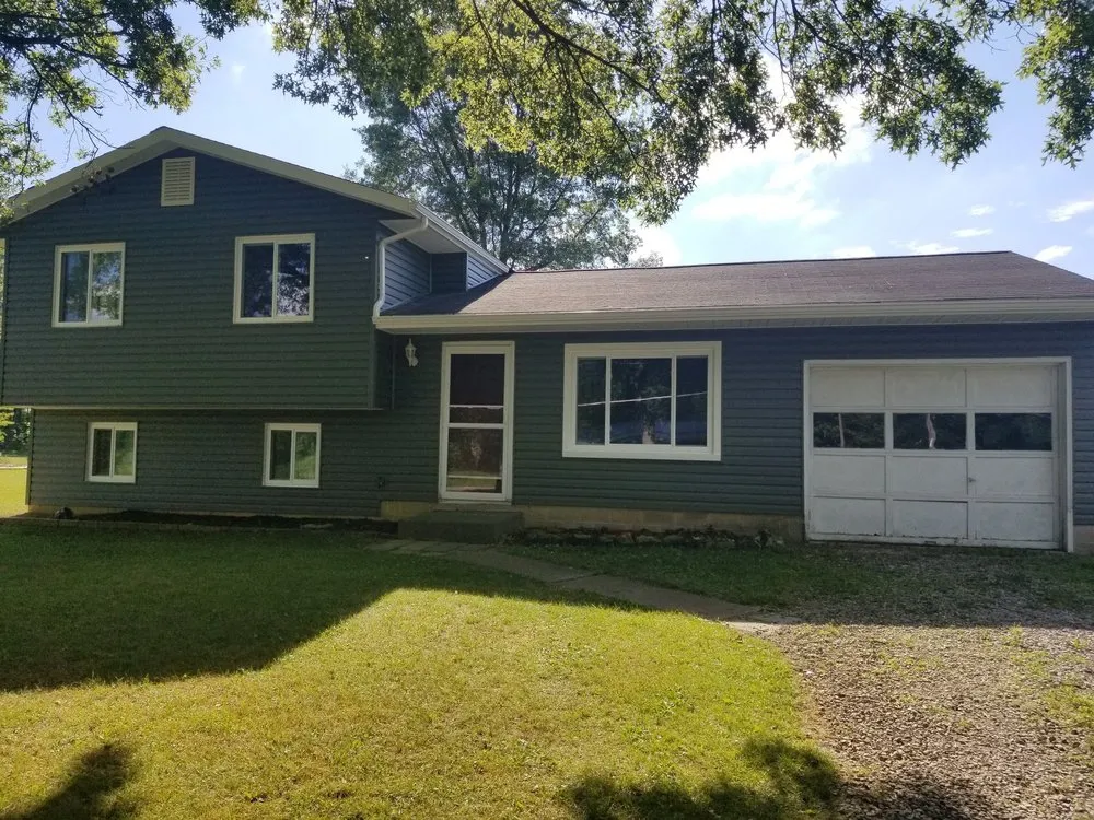 Slide of Columbus Windows and Siding Company