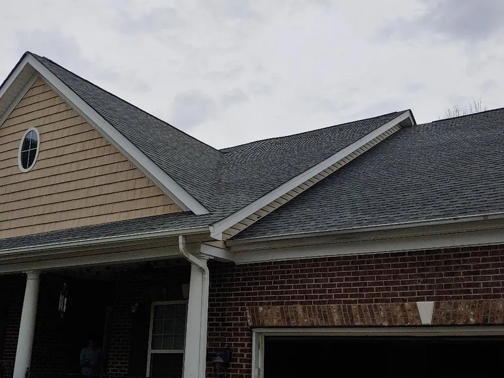 Slide of Combs Roofing of Waxhaw