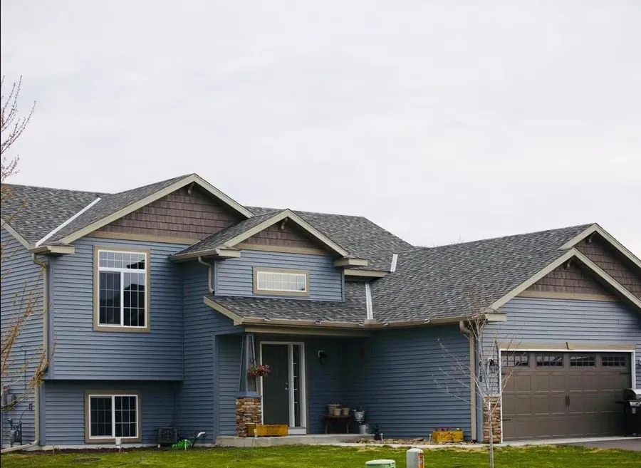 Slide of CoMitted 365 Roofing & Exteriors