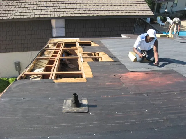 Slide of Commercial & Industrial Services