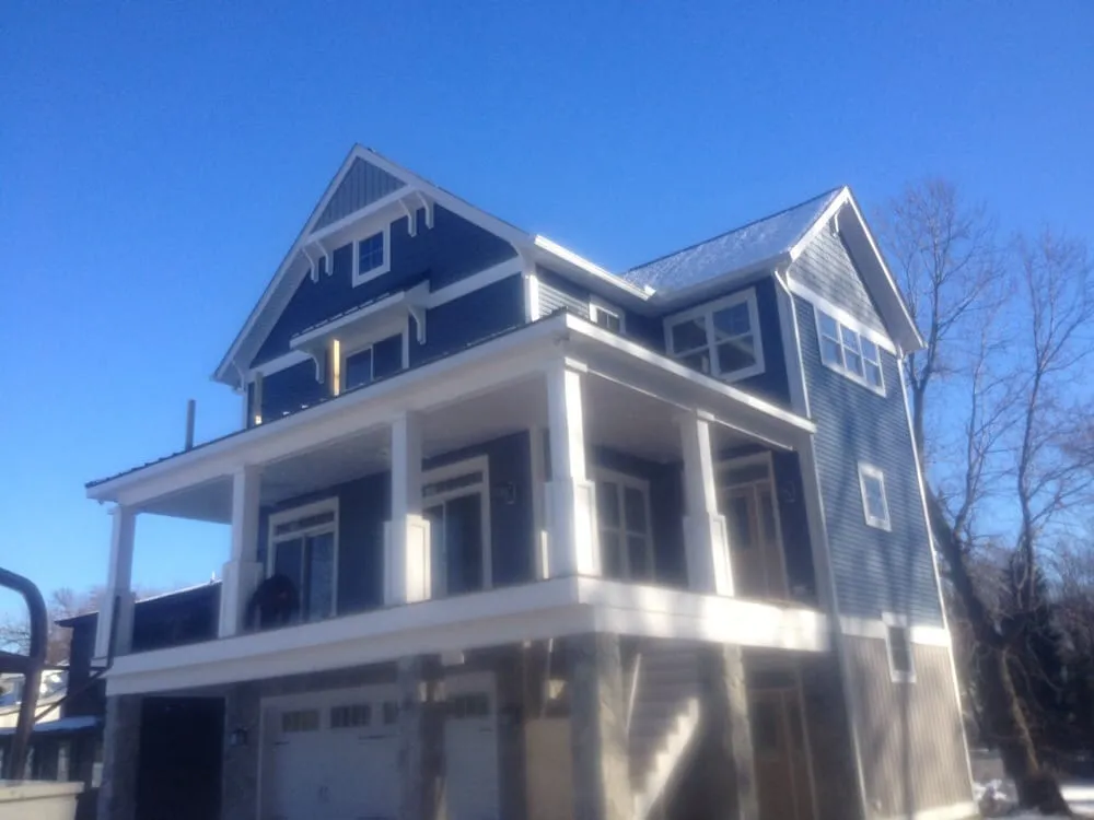 Slide of Commonwealth Construction