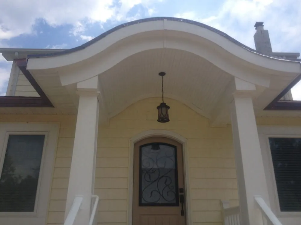 Slide of Commonwealth Construction