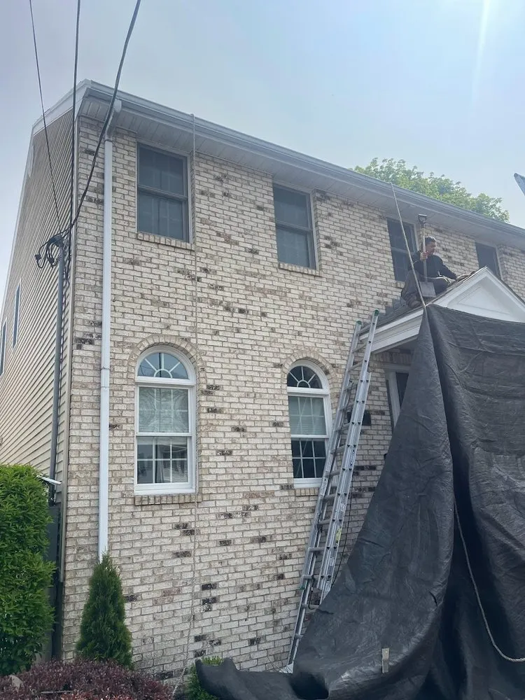 Slide of Commonwealth Roofing and Siding