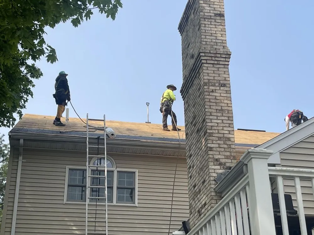 Slide of Commonwealth Roofing and Siding