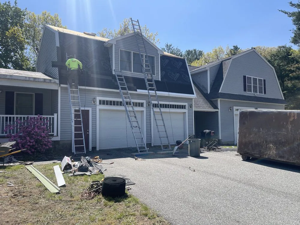 Slide of Commonwealth Roofing and Siding