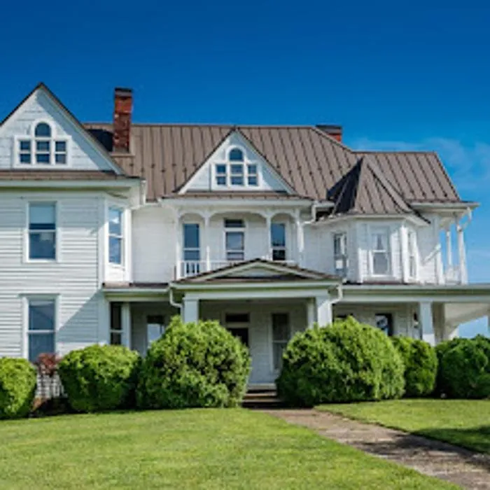 Slide of Commonwealth Roofing Specialists