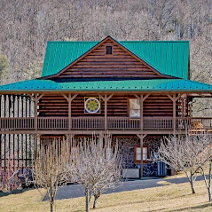 Slide of Commonwealth Roofing Specialists