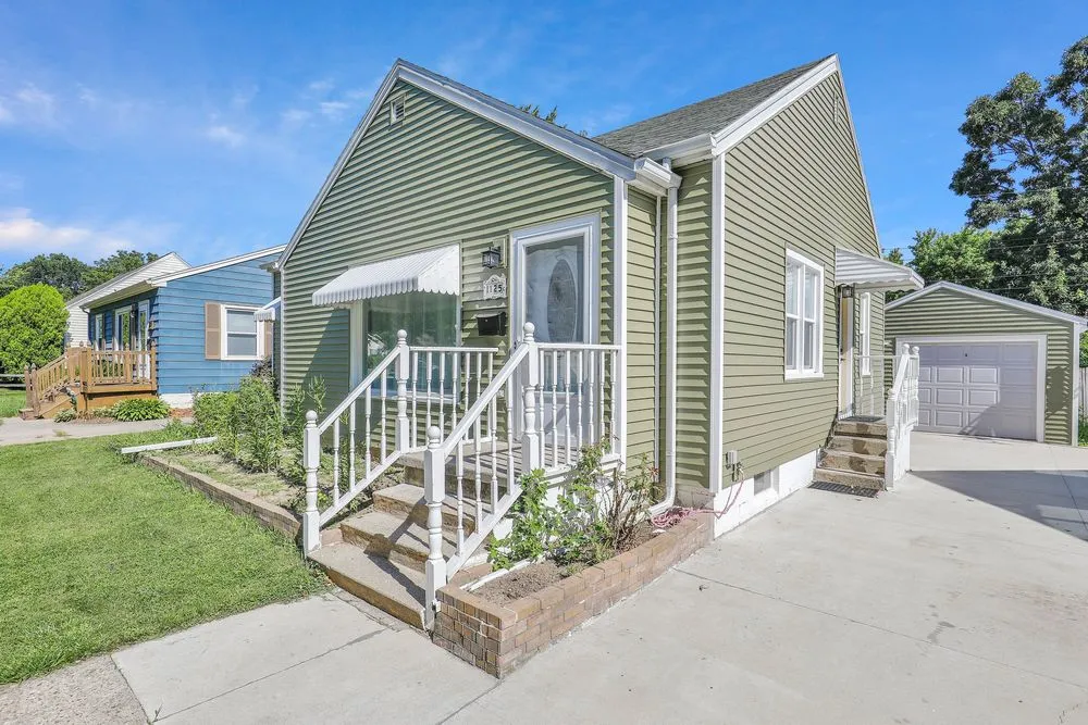 Slide of Community Construction