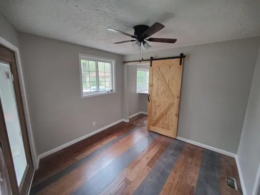 Community Real Estate Services Logo