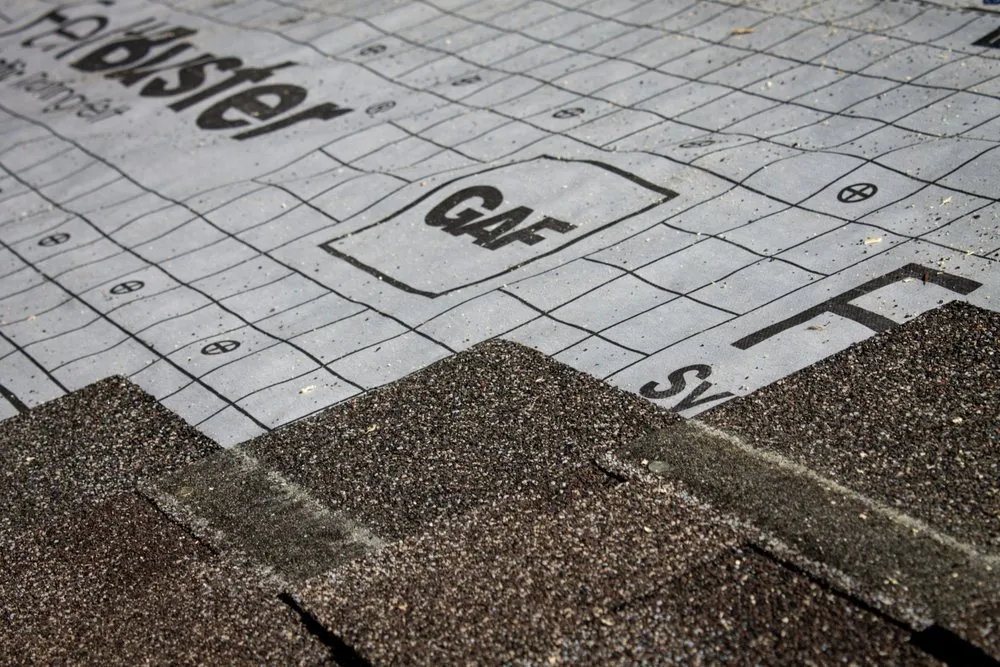 Slide of CoMo Premium Exteriors